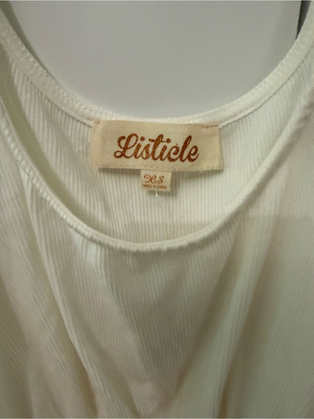 Ivory Ribbed wrap Tie-Back Tank - Picture 5 of 5